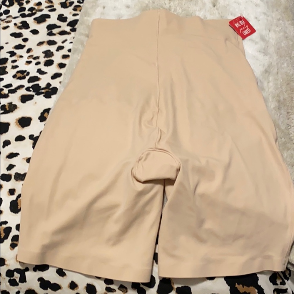 Skinny girl Shaper